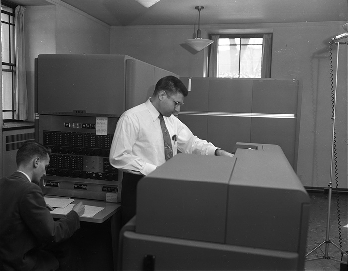 MIDSAC console, July 1954