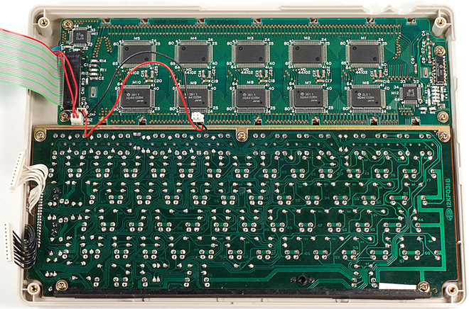 TRS-80 Model 100, LCD and keyboard PCBs